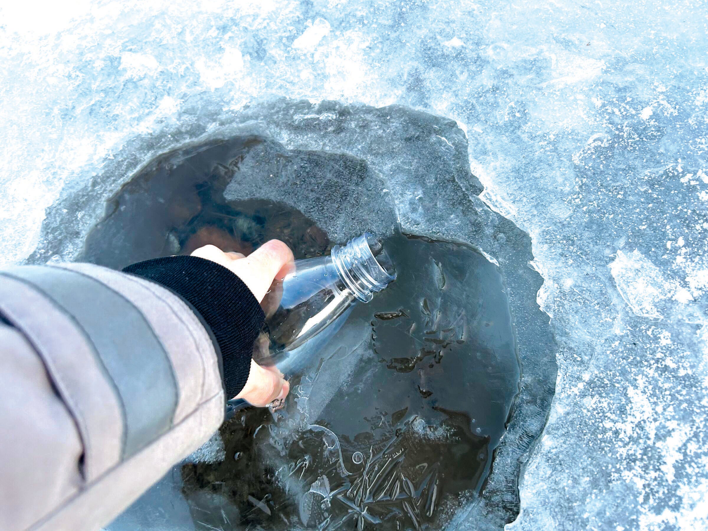 Collecting water in an ice pool