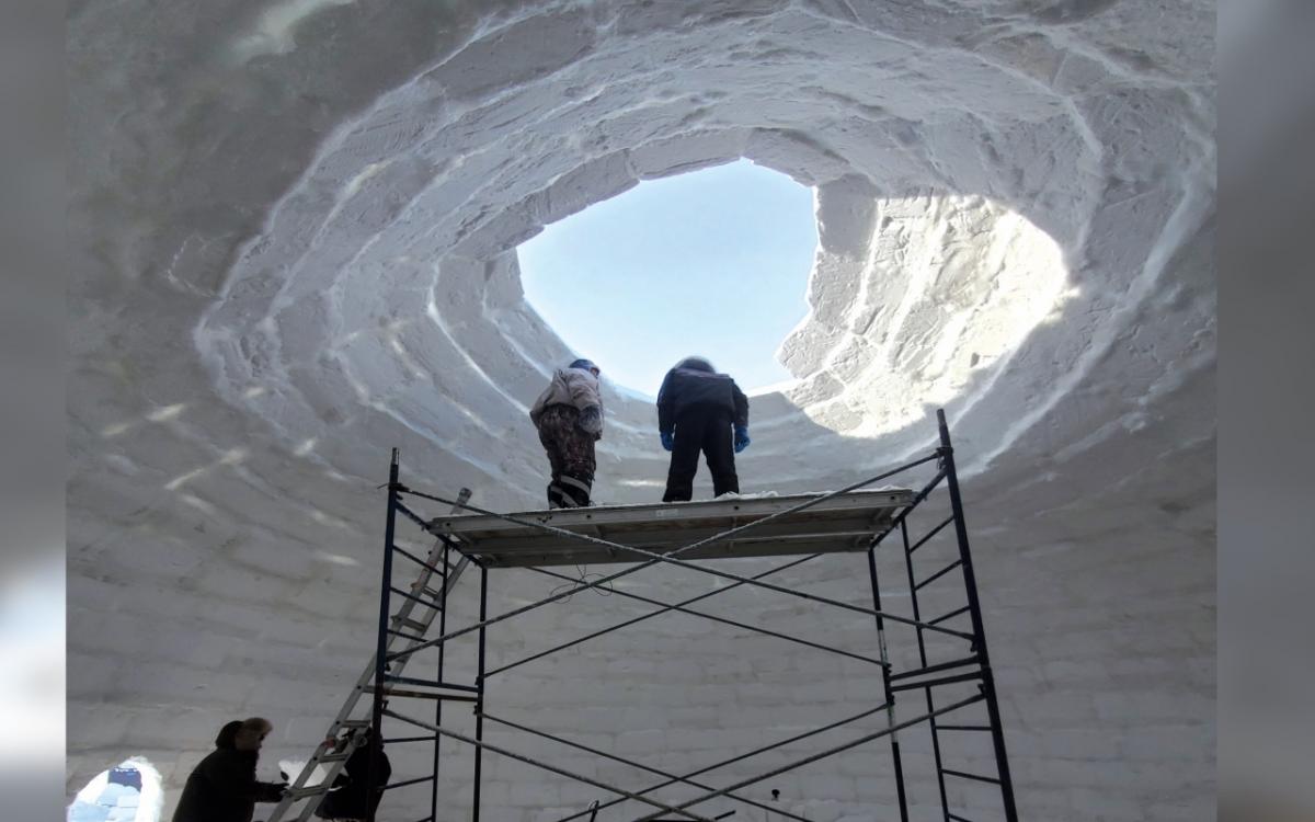 Iqaluit builders make a qaggiq