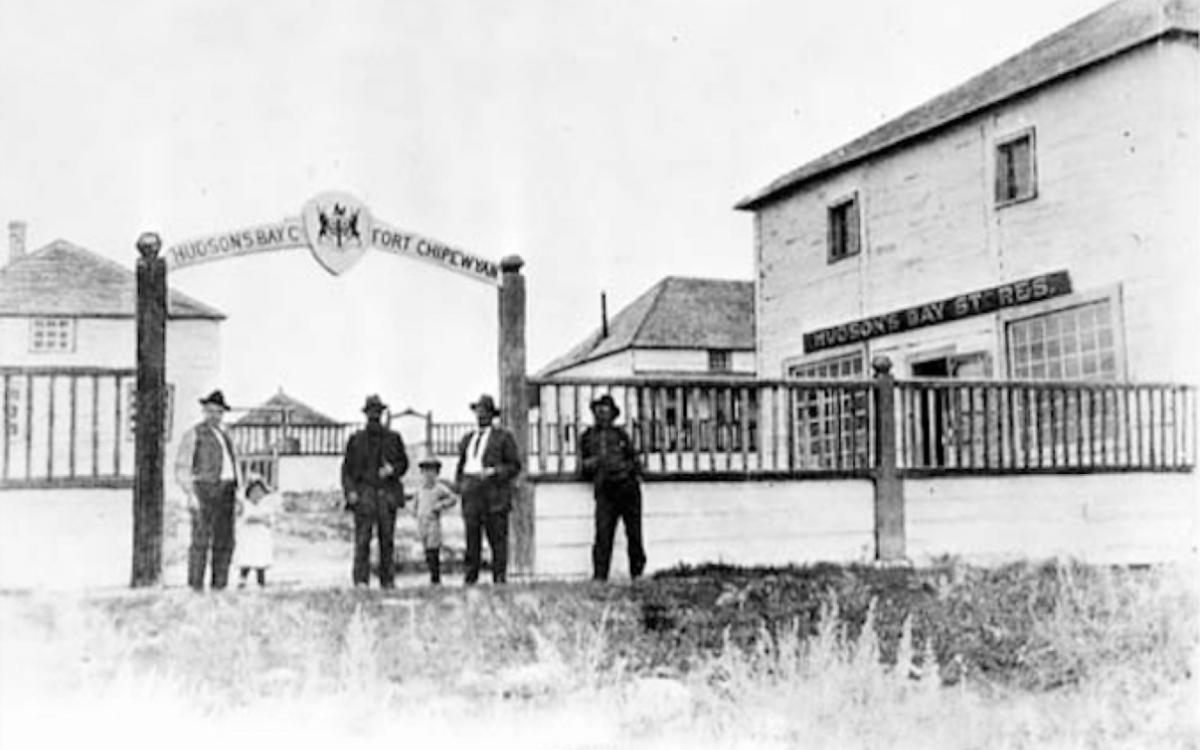 Black and white photo of men 