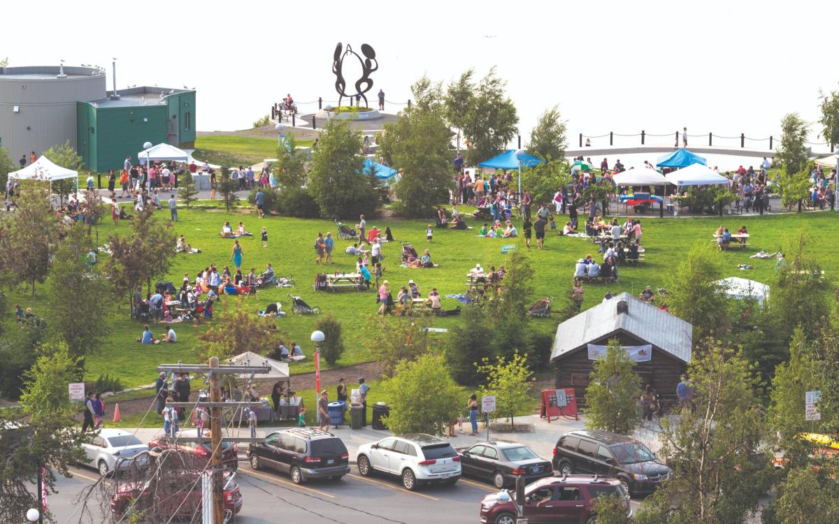 Yellowknife Farmers' Market at the Somba K'e Civic Plaza. 