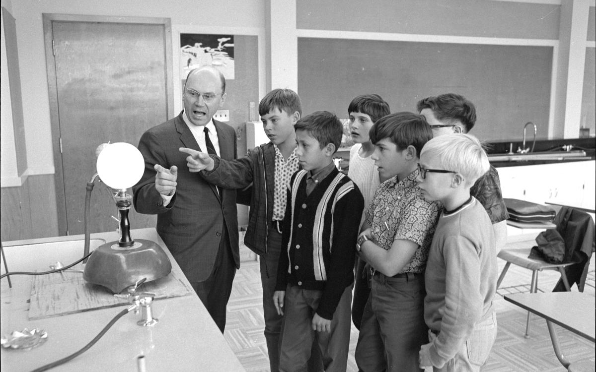 Boris Dotsenko with students. 