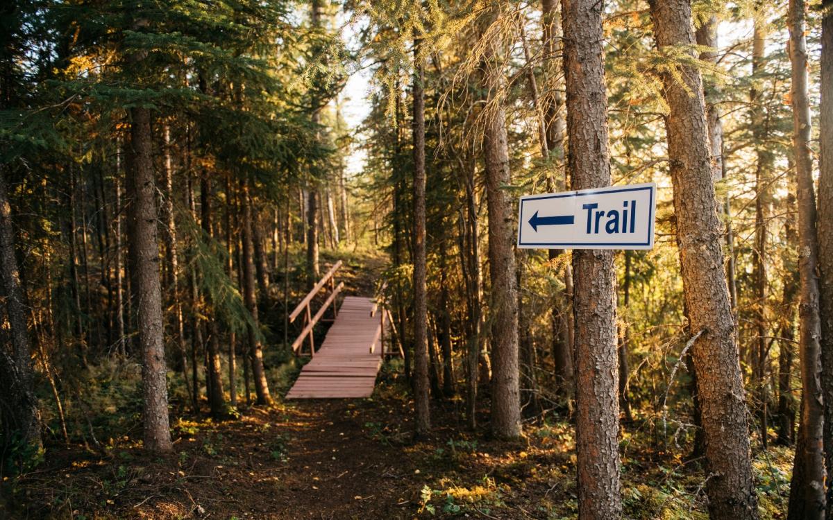 Hiking trail in Tulita