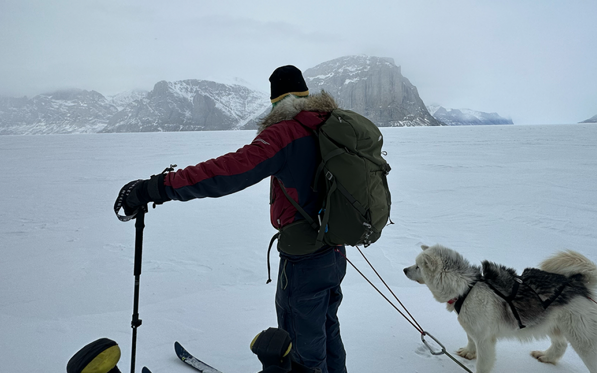 Dog Balto helps Victoria Perron and her friend navigate the coast.