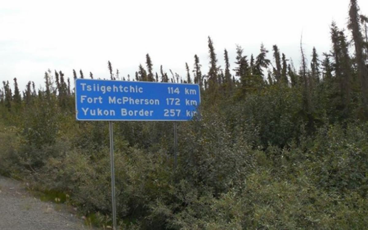 THAT'S A LONG WAY BETWEEN TOWNS, PILGRIM. PHOTO COURTESY OF MARCO MARDER