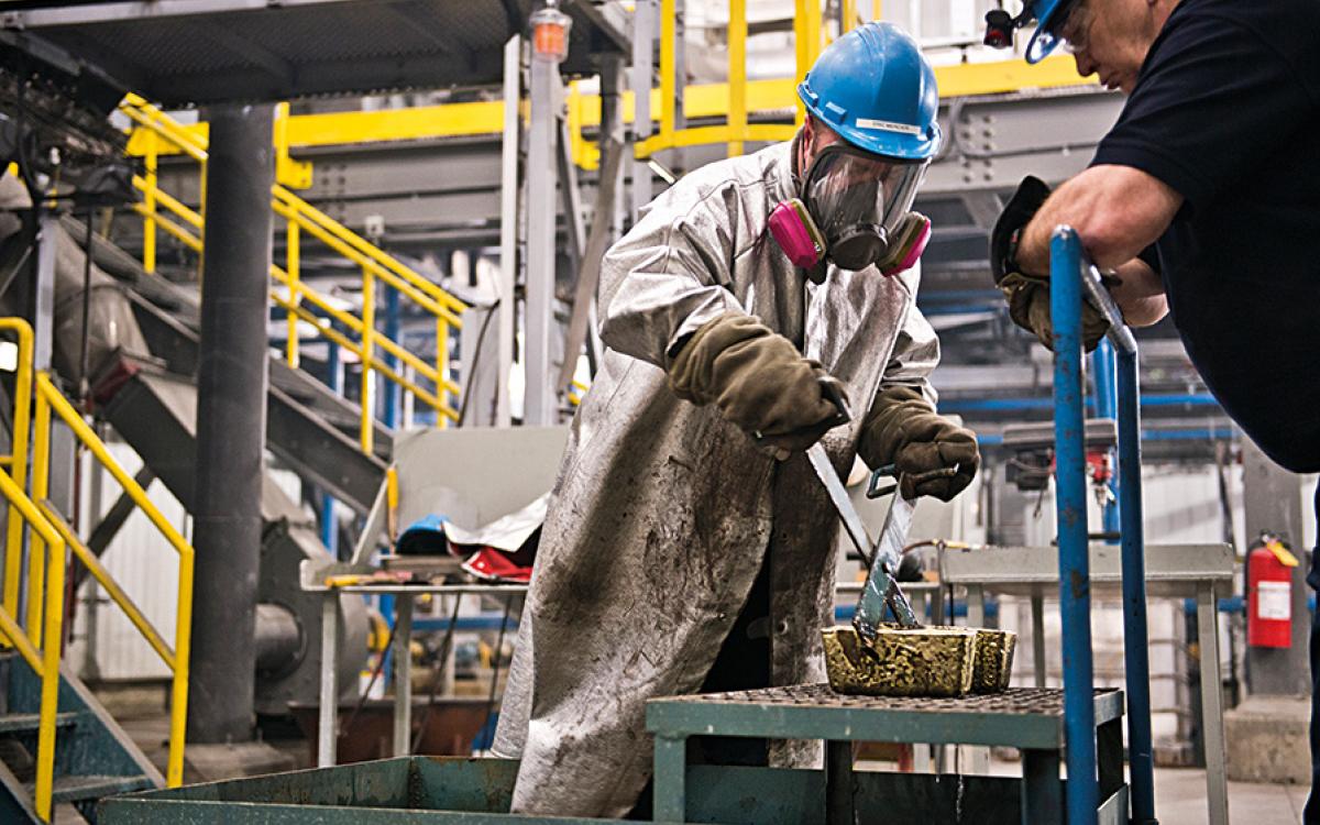 Gold production at Meadowbank, outside of Baker Lake, Nunavut. Photo by Angela Gzowski/Up Here
