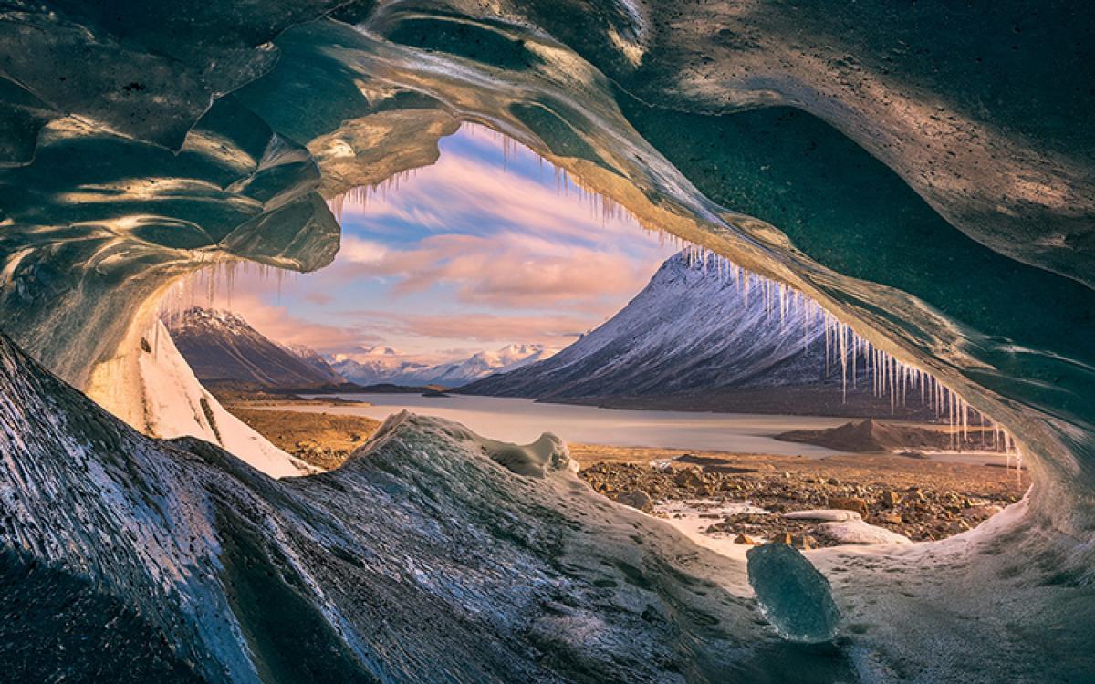 Grand Prize Winner: Artur Stanisz