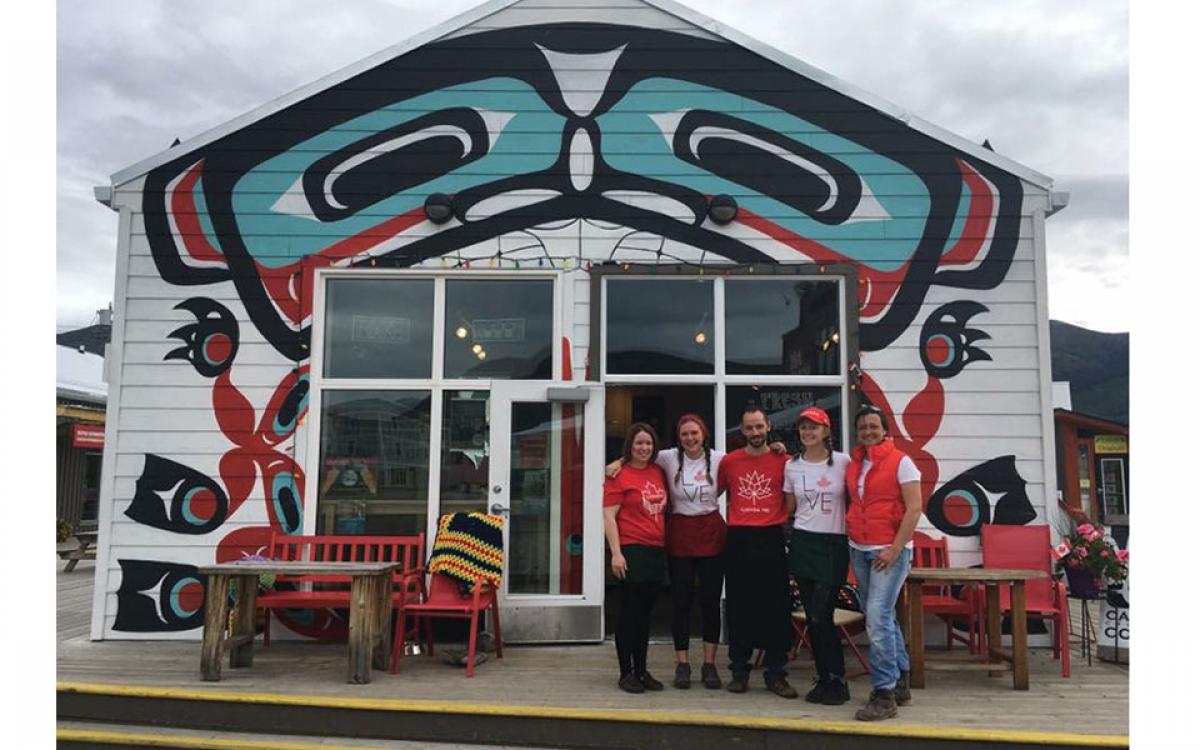 Get your fix and kick up your feet. Photo courtesy of Heike Graf