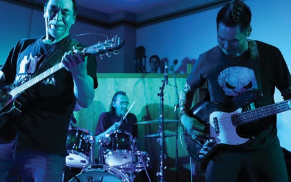 JAMES UNGALAQ, JOHN INOOYA, AND DEREK AQQIARUQ FROM IGLULIK‘S LEGENDARY NORTHERN HAZE. PHOTO BY JESSE KUMAGAI