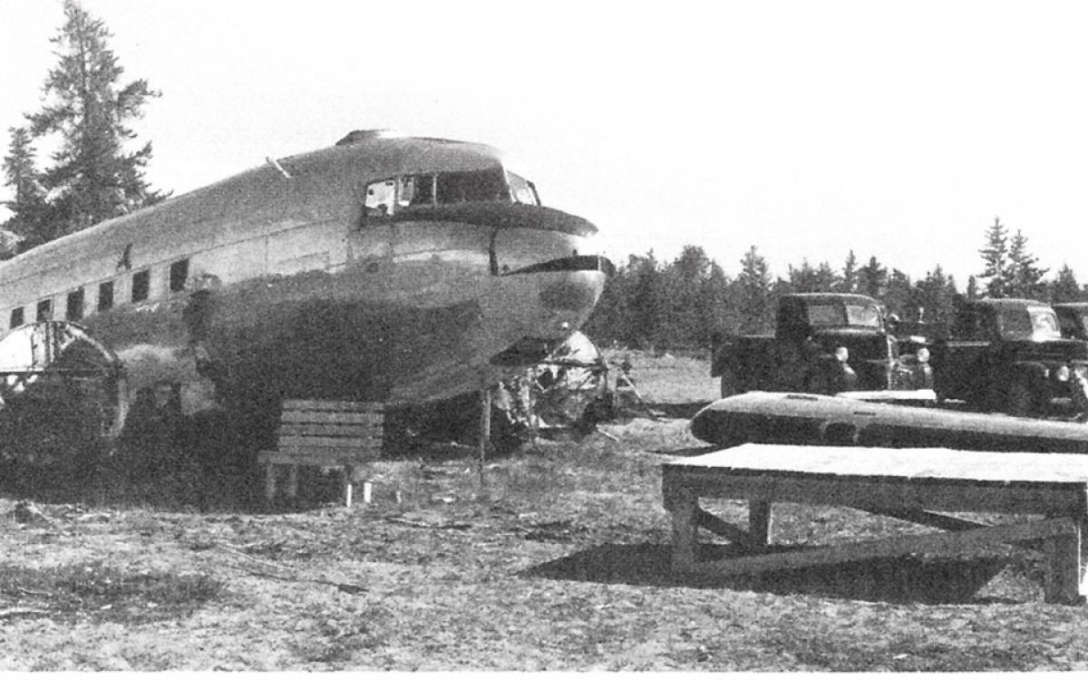 The original clubhouse of the Yellowknife Golf Club: the fuselage of a downed DC-3. Derek Bodington/Outcrop.