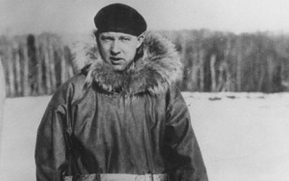 Wop May during the hunt for the Mad Trapper, in 1932. Public Domain