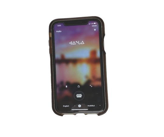 iPhone displaying Inuktitut translation