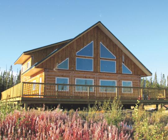 Log house built by David Loeks