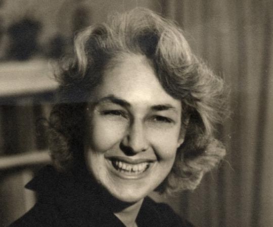 Portrait of Edith Iglauer in New York City (early to mid 1960s).