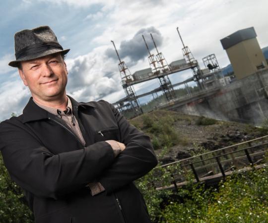 PHOTO BY CATHIE ARCHBOULD